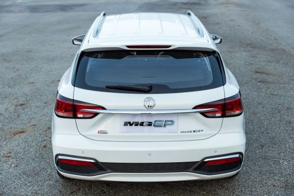 MG EP PLUS 2025 โปรโมชั่นลดราคา ด้านหลัง autospinn