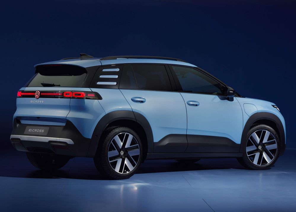 New Volkswagen ID.Cross ด้านท้าย
