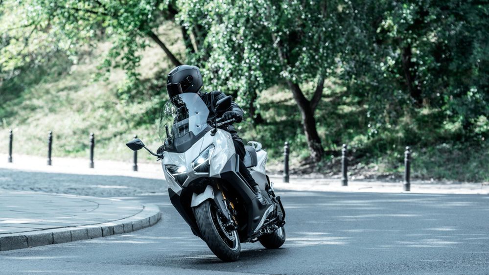 Yamaha TMAX Tech MAX 2025