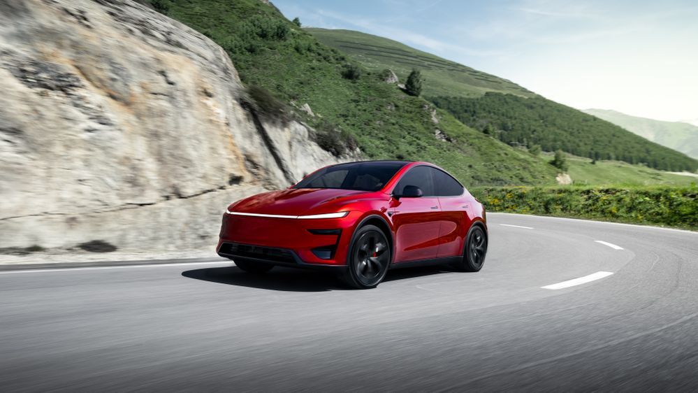 Tesla Model Y Performance 2025