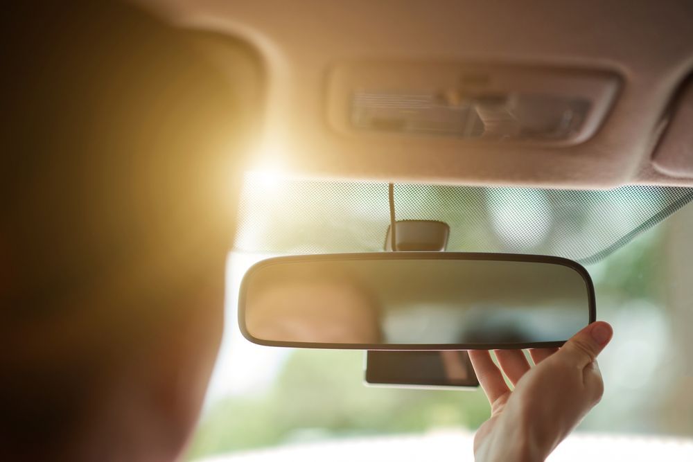 Auto-Dimming Rearview Mirror
