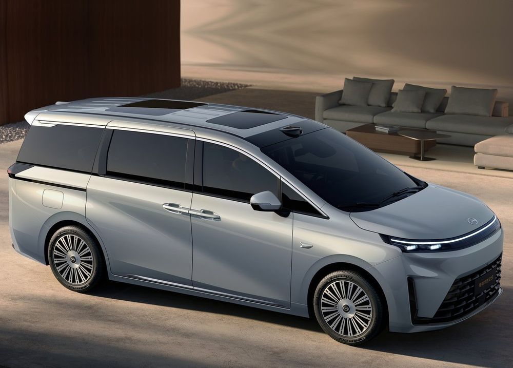 All-New GAC E8 PHEV ด้านข้าง
