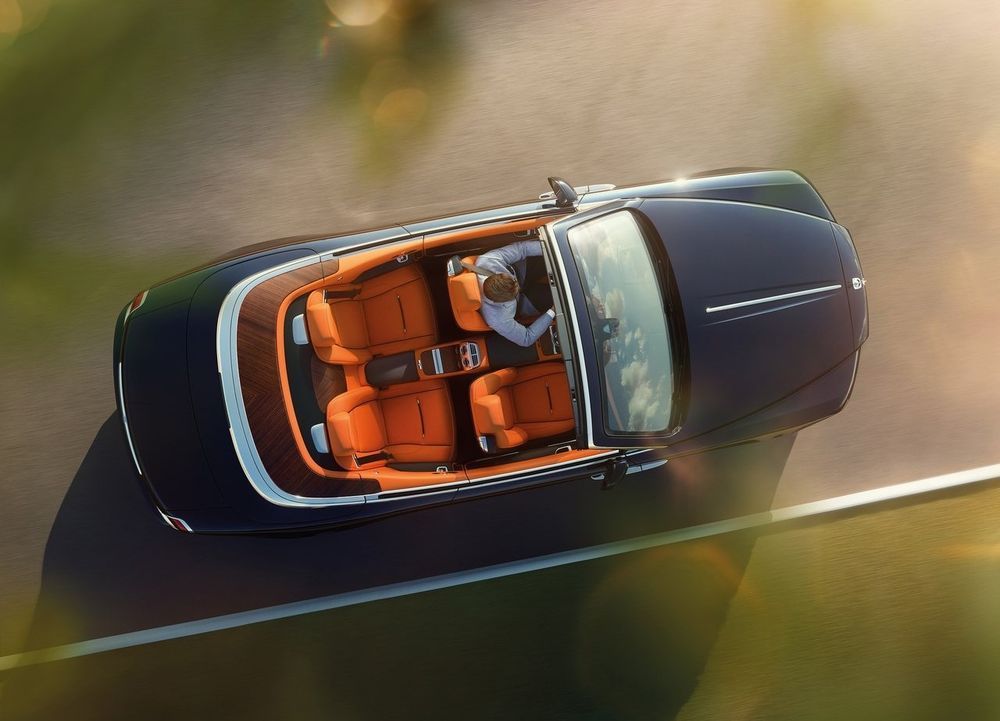 Rolls-Royce Dawn เปิดประทุน