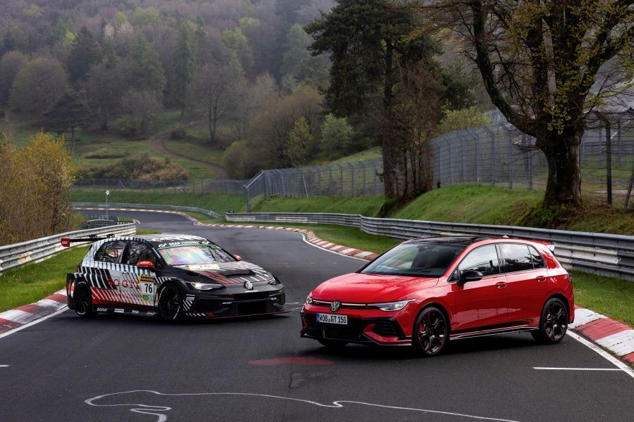 VW Golf GTI Edition 50