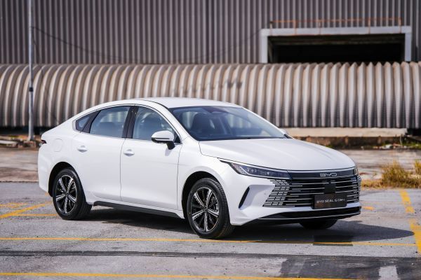 BYD SEAL 5 DM-i SUPER HYBRID 2025