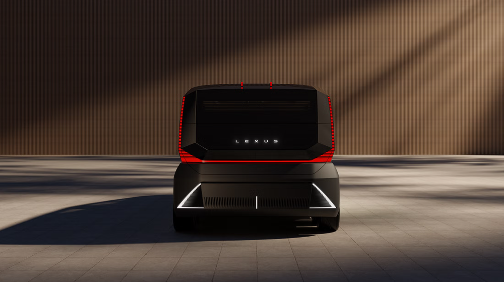 Lexus LS (Luxury Space) ด้านหลัง