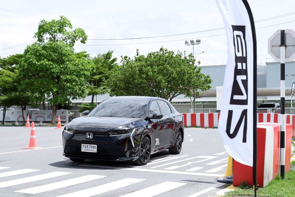 Honda e:N2 Exclusive Test Drive
