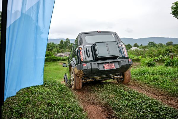 ตารางผ่อน JAECOO 6 EV 2WD+4WD 2025 ด้านท้าย