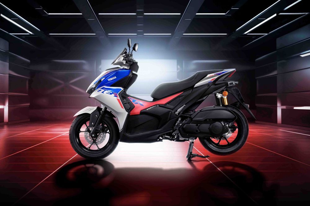 Yamaha AEROX 2025