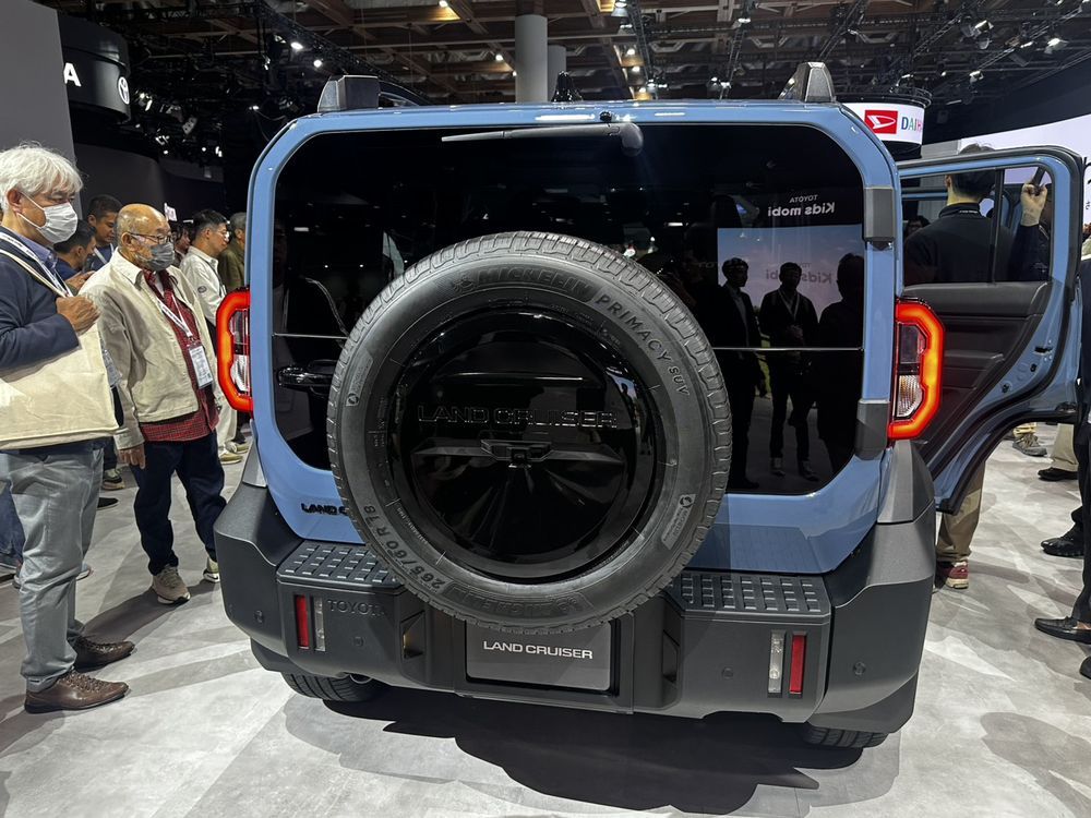 Toyota Land Cruiser FJ 2026