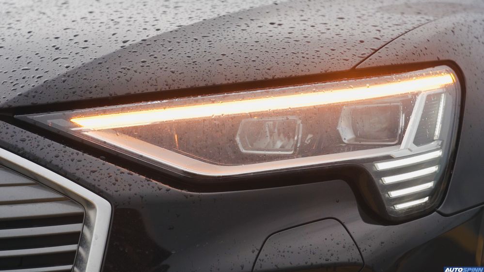 Audi e-tron Sportback headlight