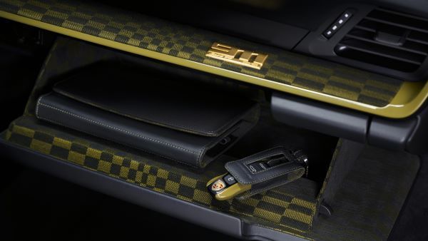 911 Spirit 70 2025-2026 5