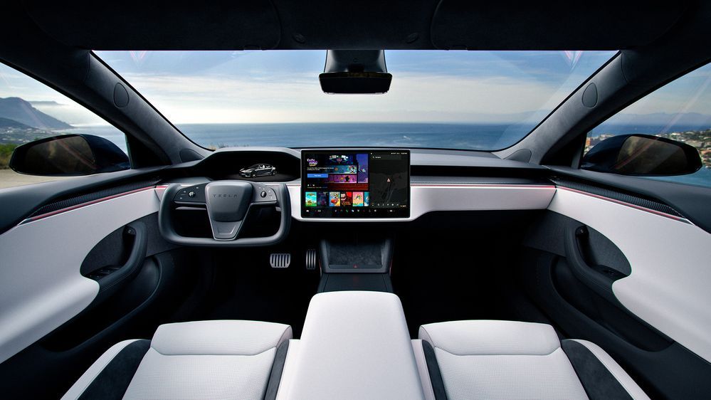 Tesla Model S 2025 Interior