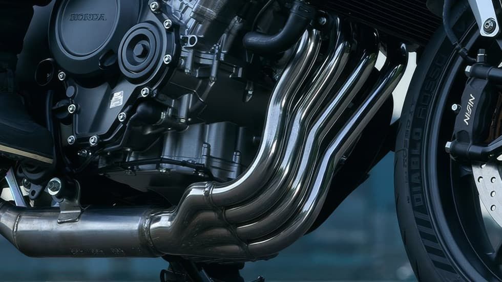 Honda CB400 Super Four Engine