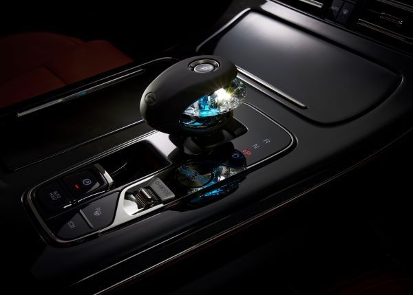 GAC M8 PHEV 2025 เกียร์