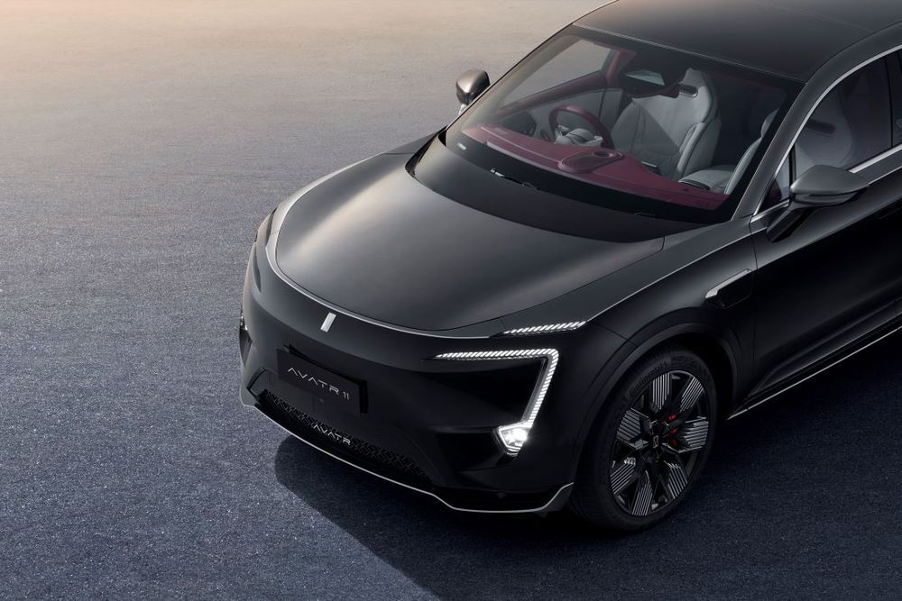 AVATR 11 Royal Edition 2025-2026 ส่วนหน้า.jpg