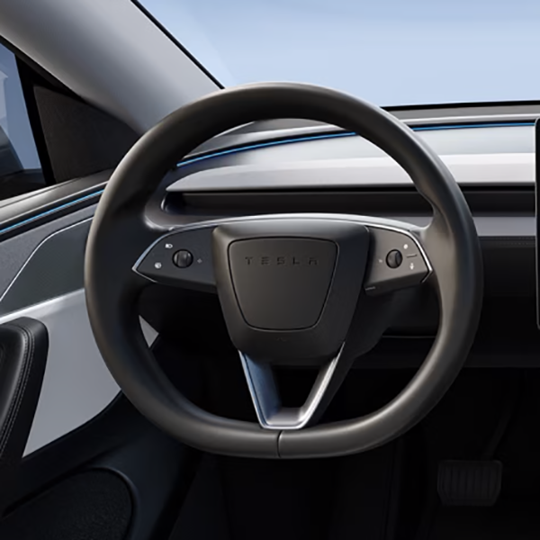 Tesla Model Y 2025 Steering wheel