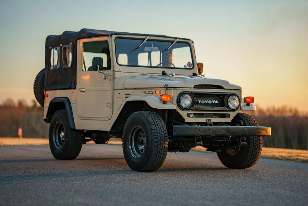 Toyota Land Cruiser FJ40 Restomod