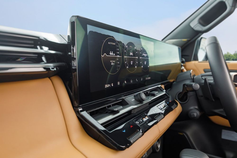 Mitsubishi PAJERO 2026
