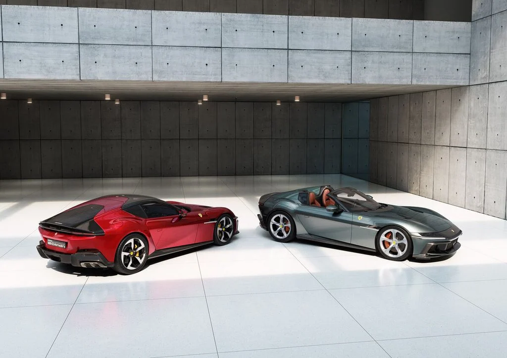 การออกแบบของ Ferrari 12Cilindri