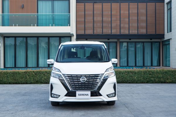 NISSAN SERENA S-Hybrid 2025 หน้าตรง