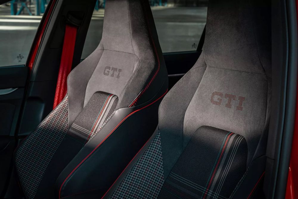 VW Golf GTI Edition 50