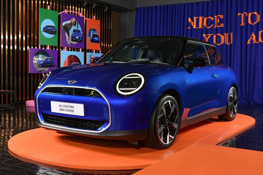 New MINI Cooper SE 2024