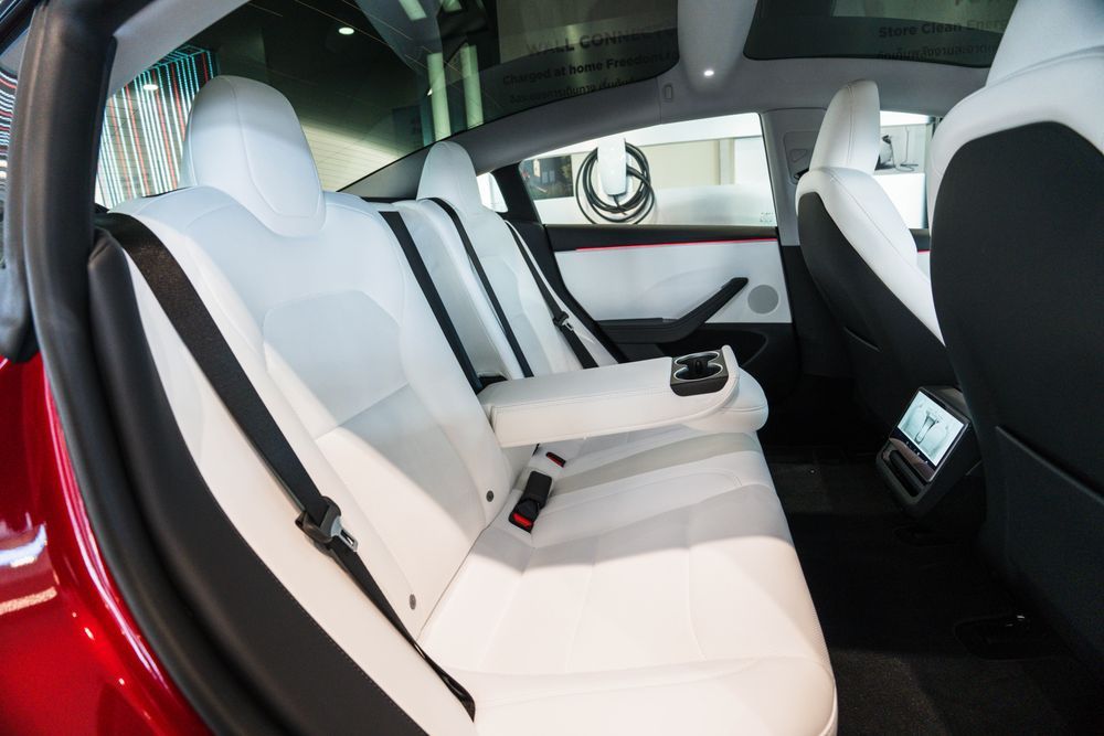Tesla Model 3 2024 interior