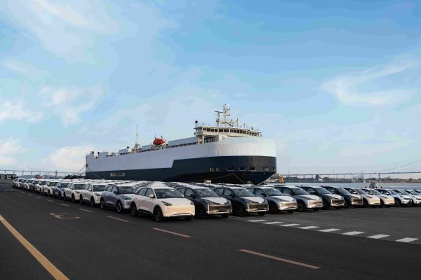 สิ้นสุดการรอคอย! GEELY EX2 ล็อตแรกออกเดินทางจากท่าเรือมุ่งหน้าสู่เมืองไทยเรียบร้อยแล้ว 1