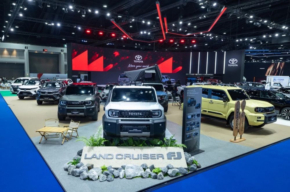 กราฟพุ่งไม่มีแผ่ว! Toyota ประกาศยอดจองถล่มทลายรวมทั่วไทย 28,580 คัน ช่วงงาน Motor Show 2026 1