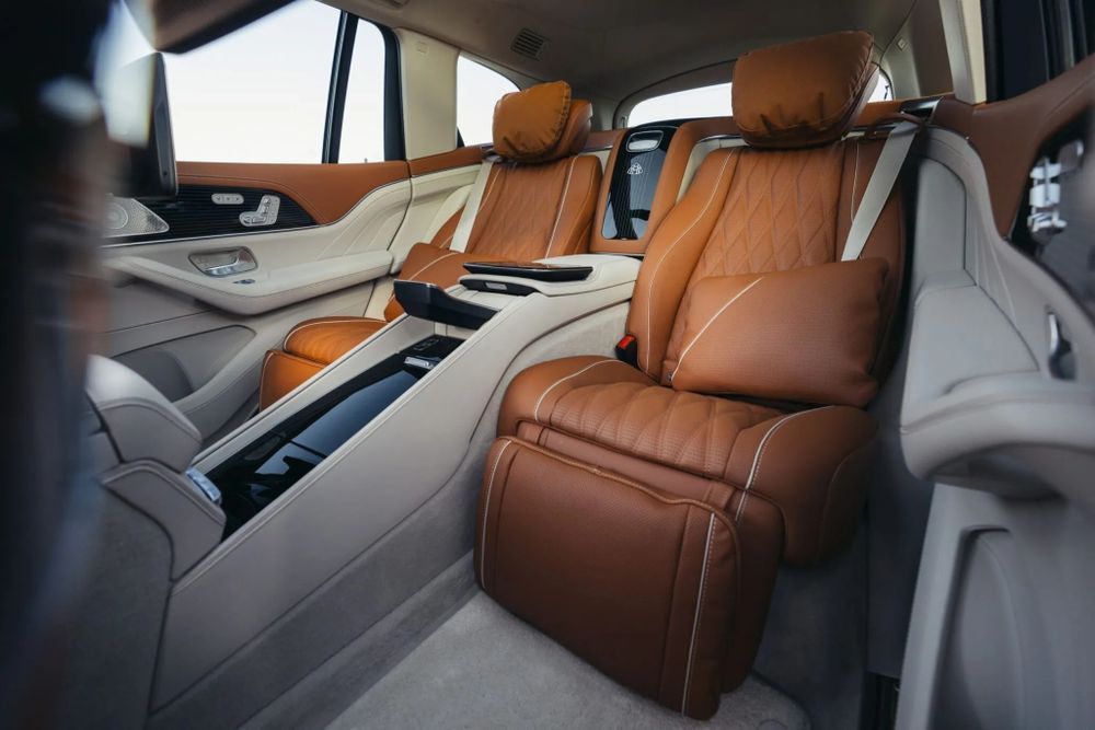 Mercedes-Maybach GLS 680 ที่นั่ง Captain Seat
