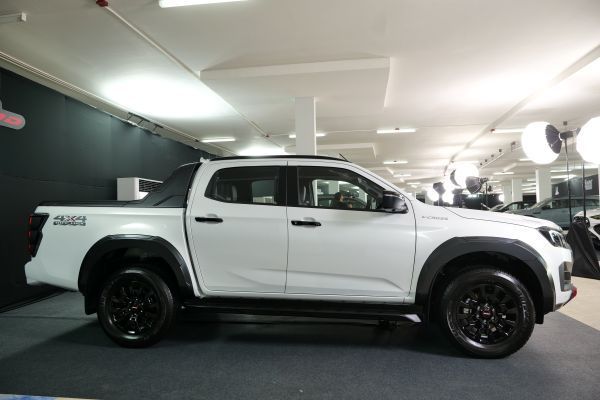 isuzu 2.2 bi-turbo 2026 2