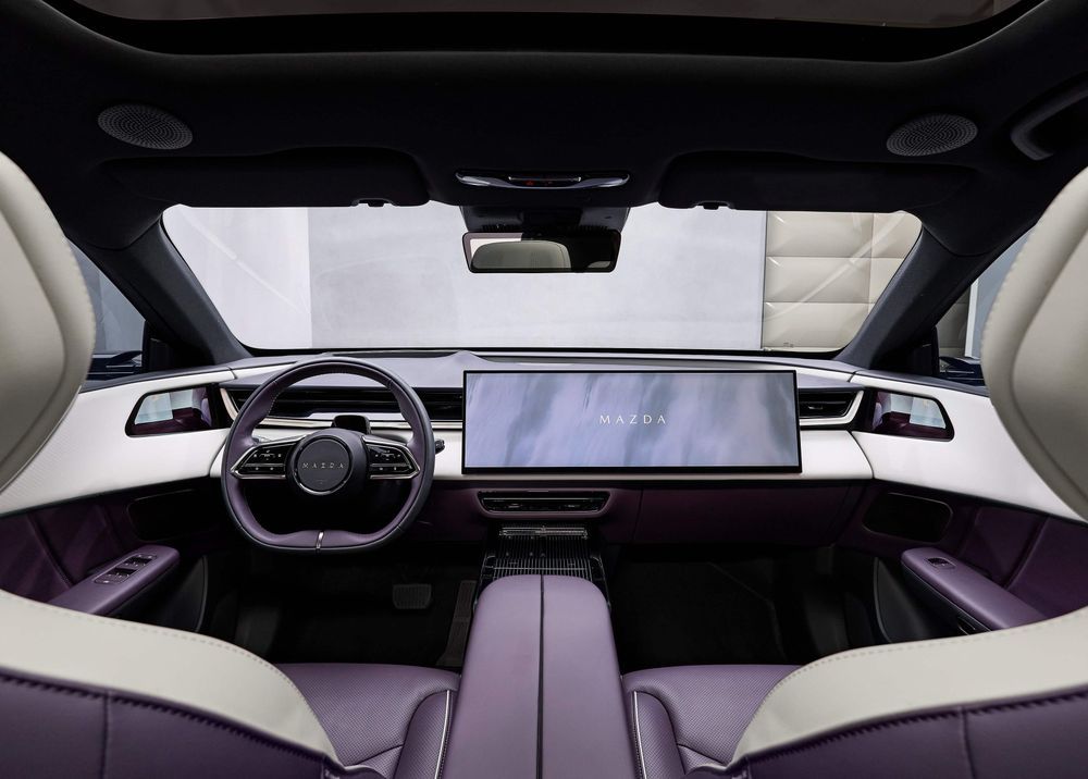 Mazda CX-6e interior ภายใน