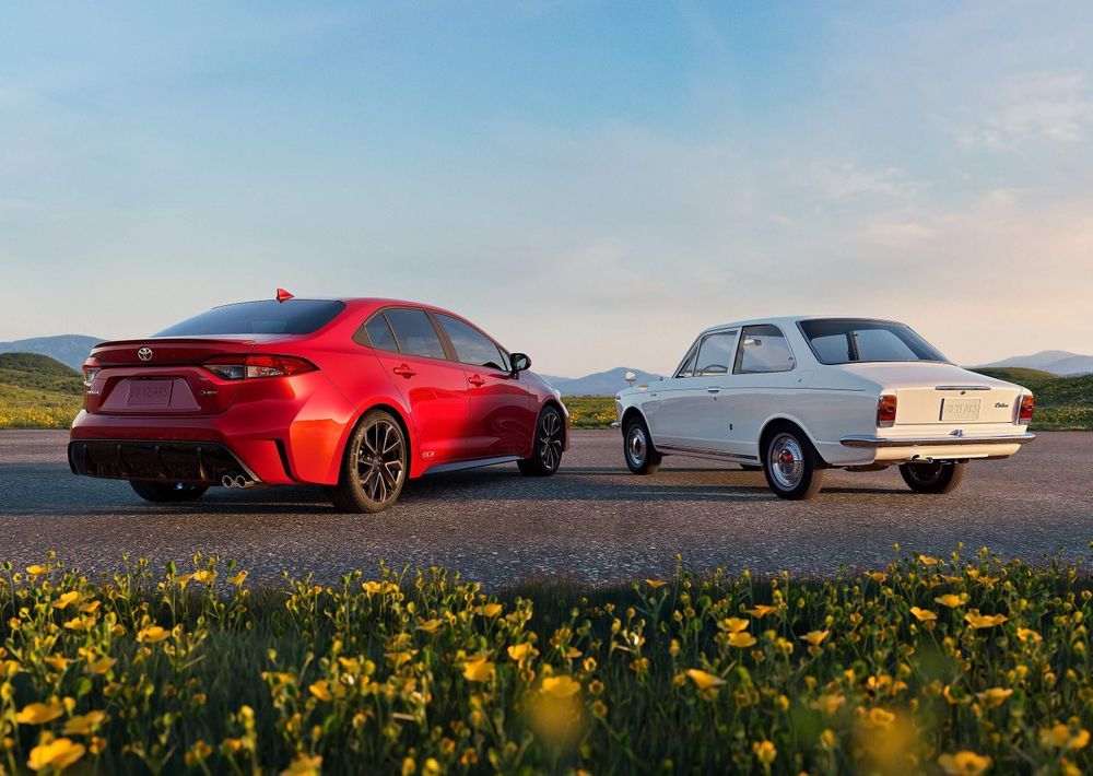 Toyota Corolla 60th Anniversary Special Edition ดีไซน์ด้านหลัง