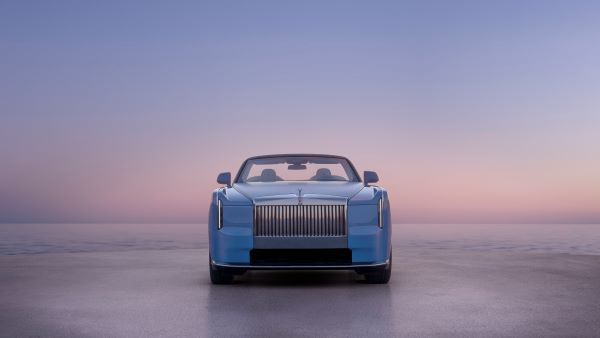 Rolls-Royce เผยโฉม Project Nightingale ลิมิเต็ดเพียง 100 คันทั่วโลก 3