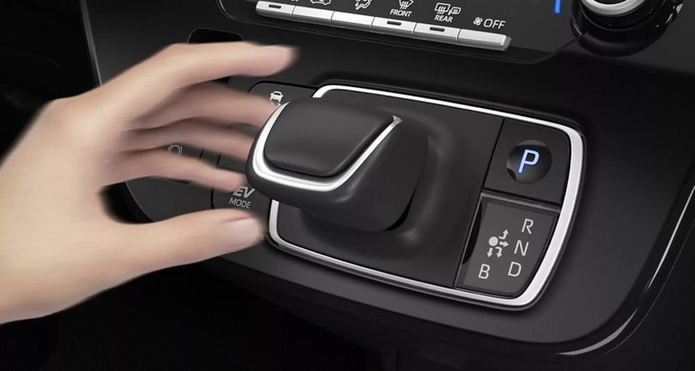 Toyota Aqua Minorchange คันเกียร์