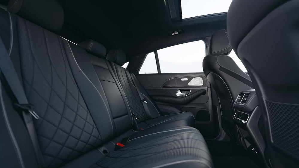 All-New Mercedes-AMG GLE 63 S Coupe เบาะโดยสารตอนหลัง