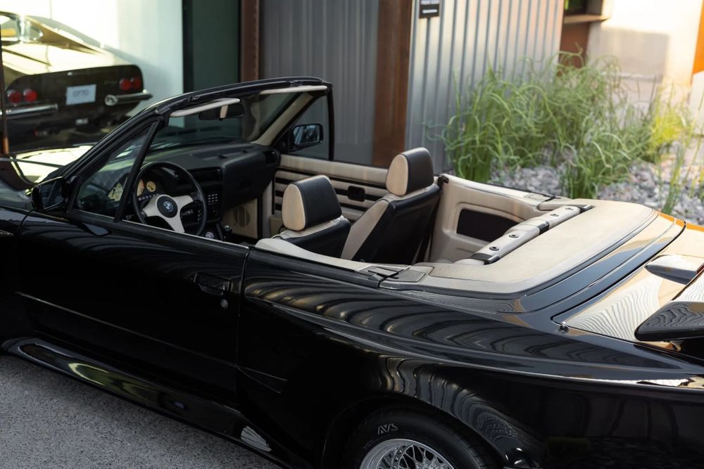 BMW 325i Convertible 80s (7)