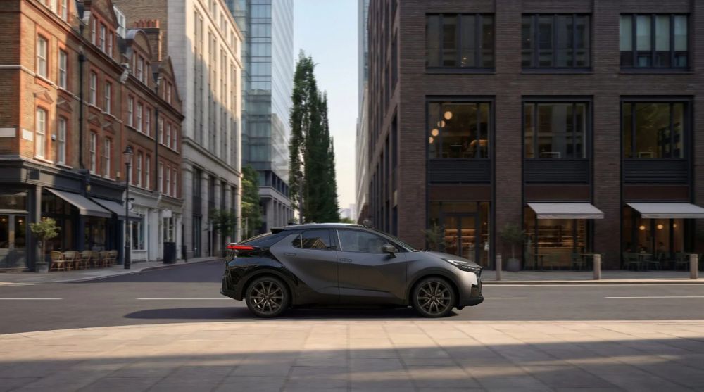 Toyota C-HR GR Sport 2027 มิติตัวถัง