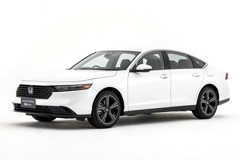 Honda Accord e:HEV Vs Toyota CAMRY HEV 