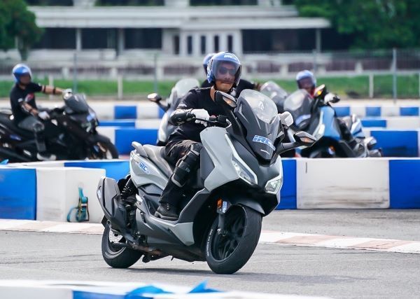 IRC ครบรอบ 55 ปีในประเทศไทย เปิดตัวยาง IZ-Radial ประสิทธิภาพระดับสนามแข่ง 4