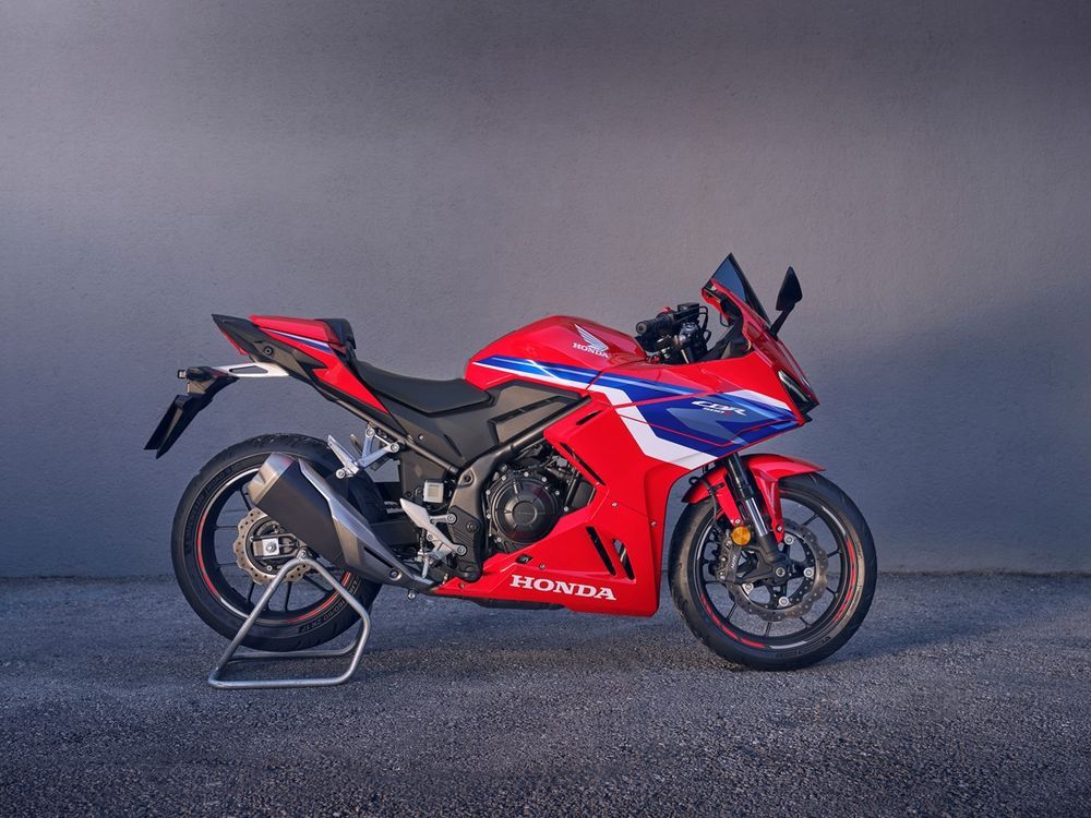 Honda CBR500R ผู้หญิง