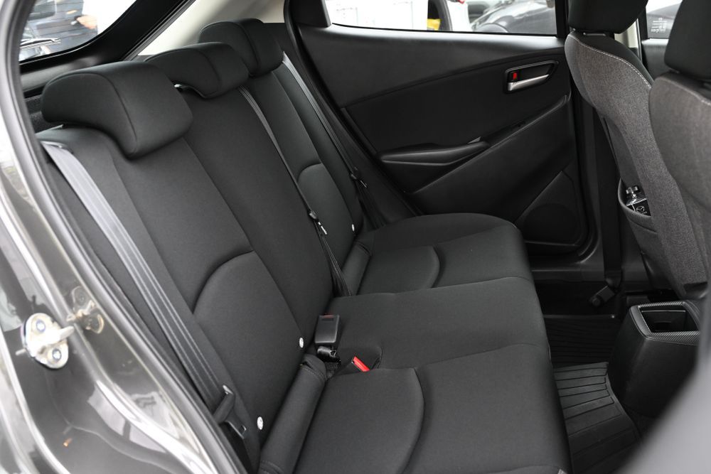 NEW MAZDA 2 ESSENTIAL Prime เบาะผู้โดยสาร