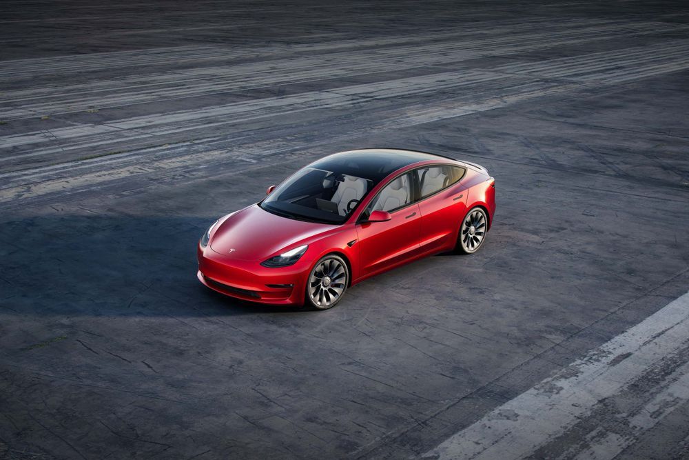 Tesla Model 3 รถยนต์ไฟฟ้าที่ขายดีที่สุดในโลก