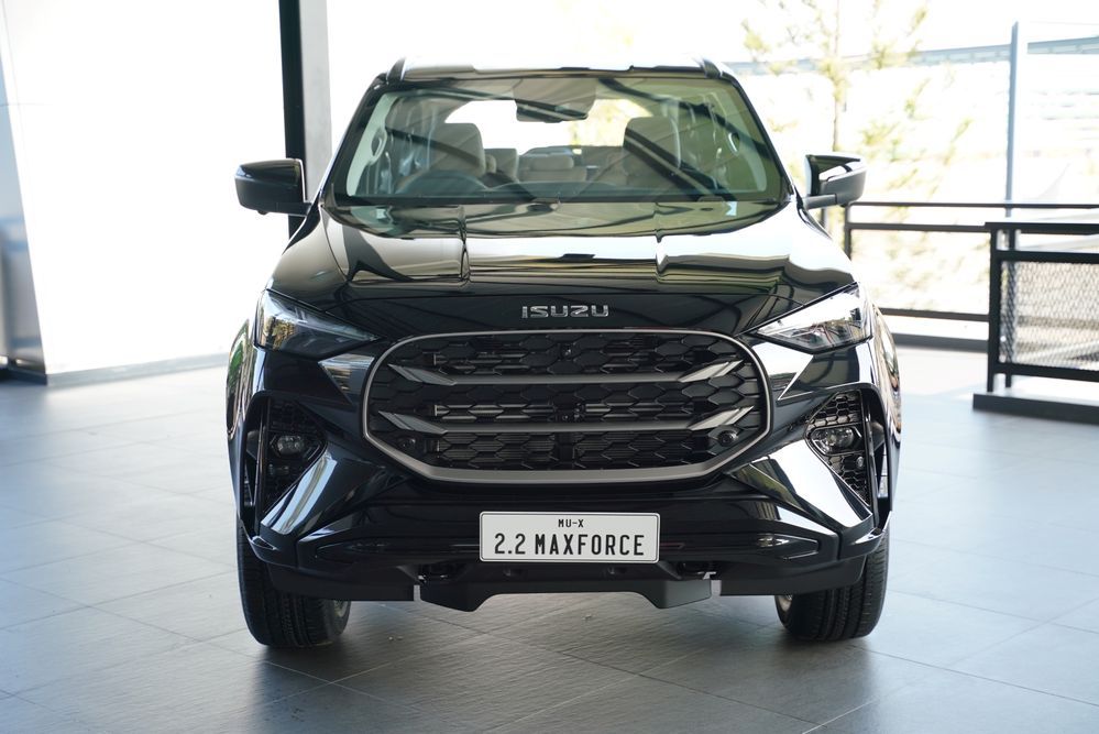 MU-X 2.2 Ddi MAXFORCE Ultimate ด้านหน้า