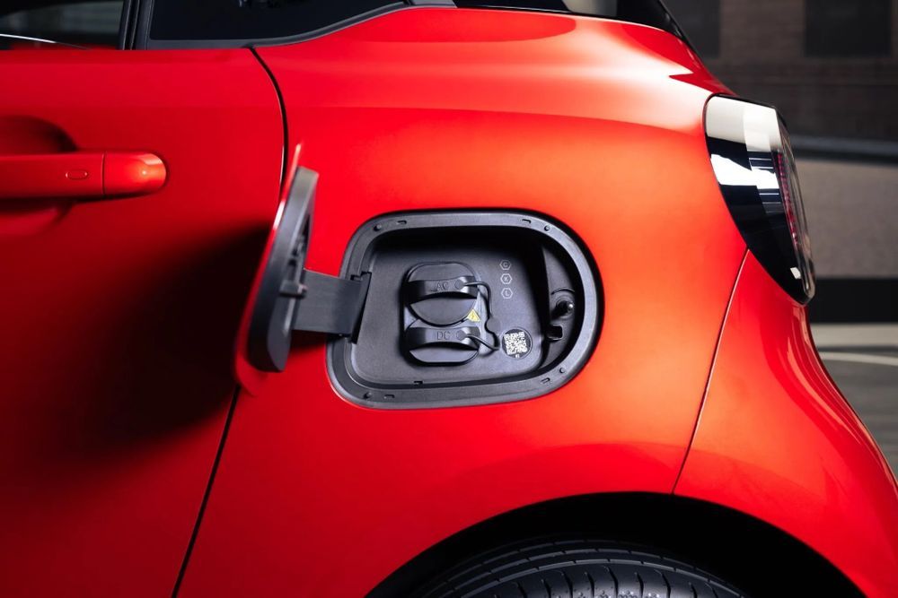 All-New Smart #2 Red (ช่องชาร์จ)
