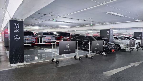 เมอร์เซเดส-เบนซ์ เปิดโซน Exclusive Parking ที่ The Mall Lifestore Bangkapi
