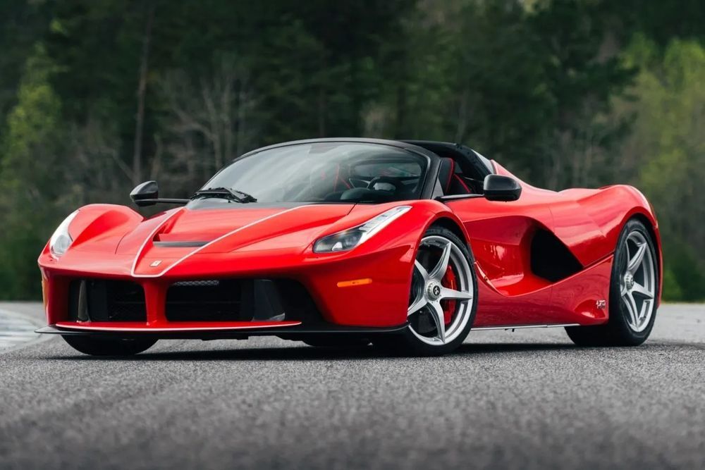 Ferrari LaFerrari Aperta ในไทย
