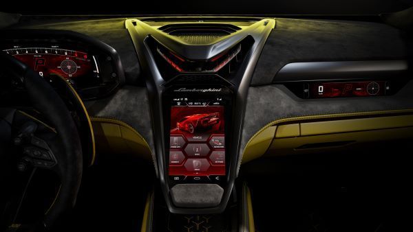 Lamborghini Fenomeno 2025 จอกลาง