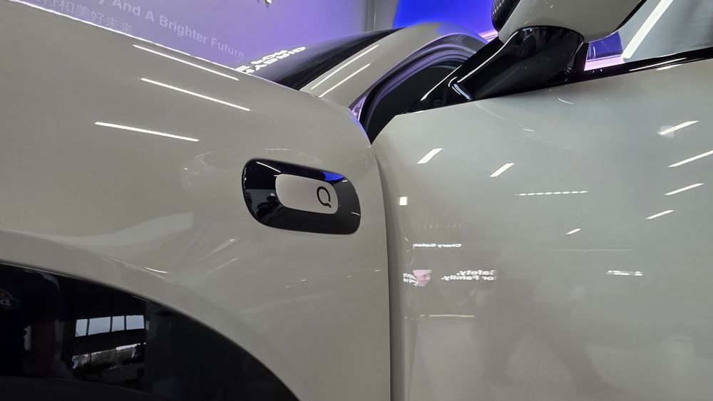 Chery Q โลโก้ข้างล้อ